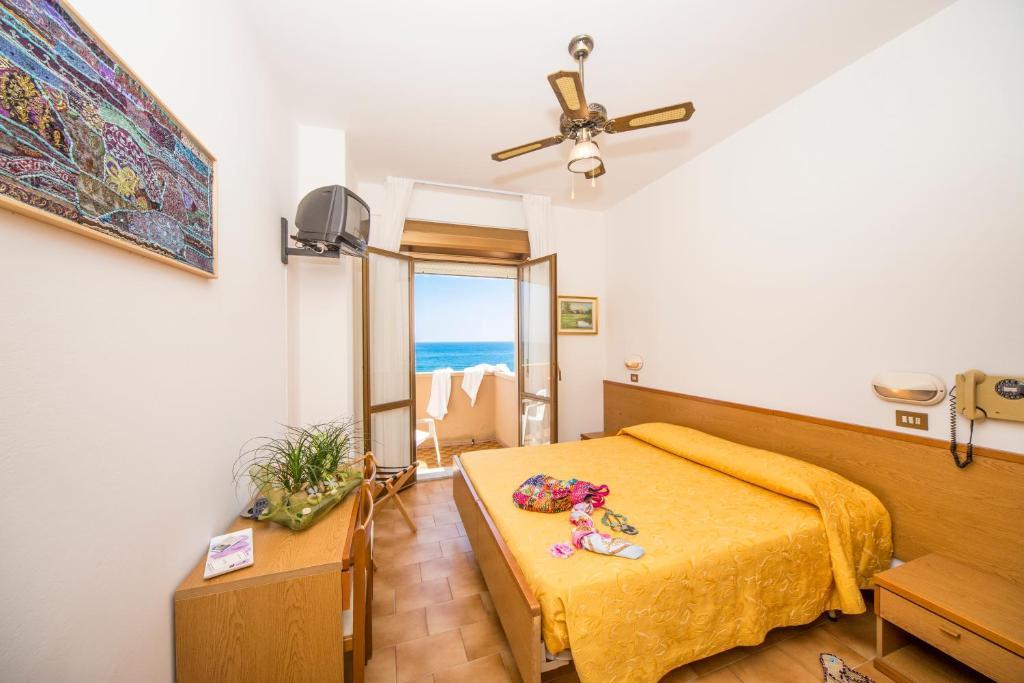 Hotel Touring Misano Adriatico Oda fotoğraf