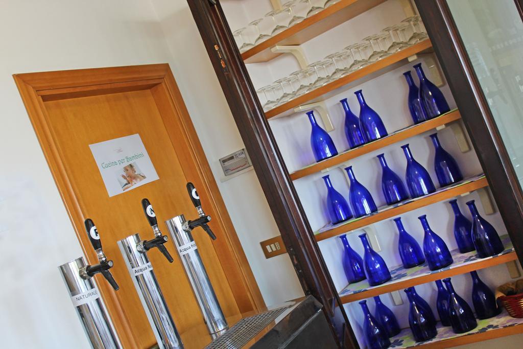 Hotel Touring Misano Adriatico Dış mekan fotoğraf