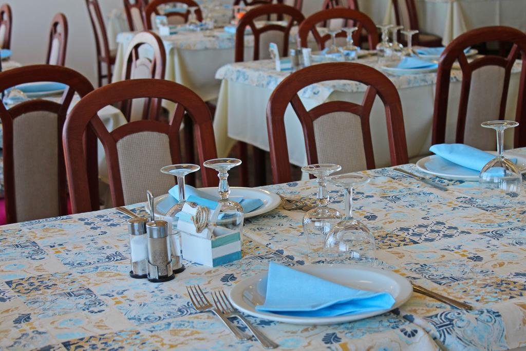 Hotel Touring Misano Adriatico Dış mekan fotoğraf