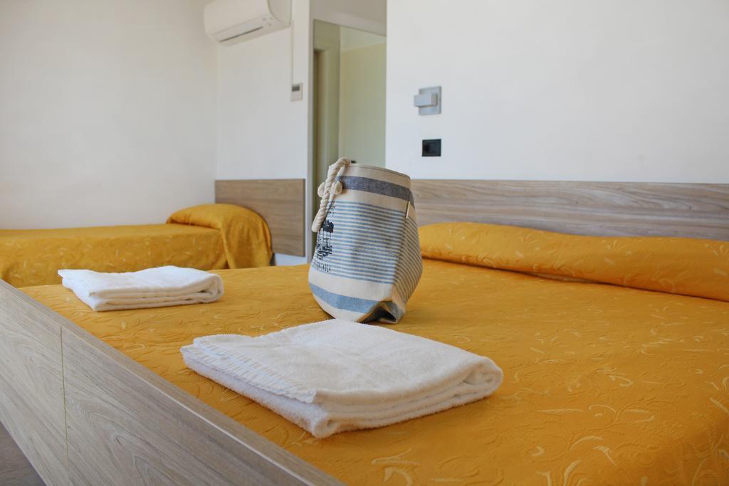 Hotel Touring Misano Adriatico Dış mekan fotoğraf