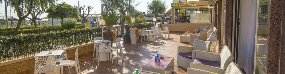 Hotel Touring Misano Adriatico Dış mekan fotoğraf